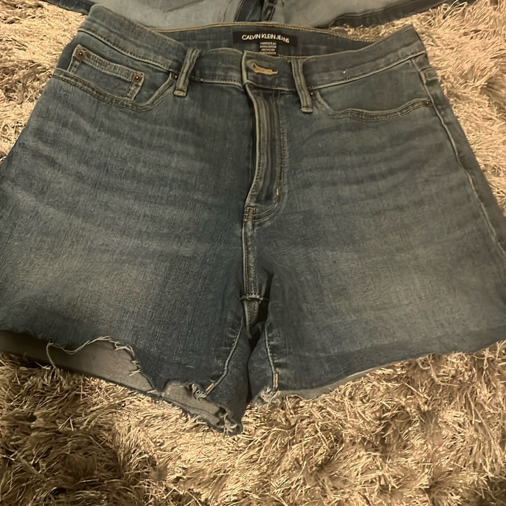Calvin Klein  light weight shorts size 26